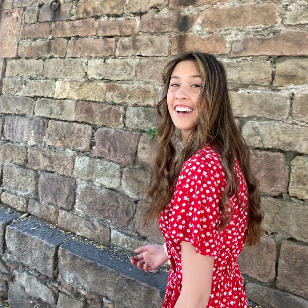 Meet your Posher, Anneka
